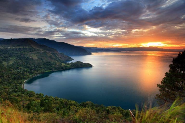 Visit Danau Toba